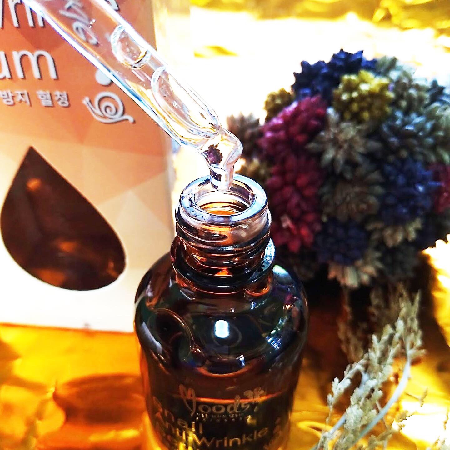 Натуральная концентрированная Тайская отбеливающая сыворотка для лица с витамином С для идеального ровного тона кожи лица Vitamin C Whitening Serum Moods by Belov купить в Москве и Московской области.