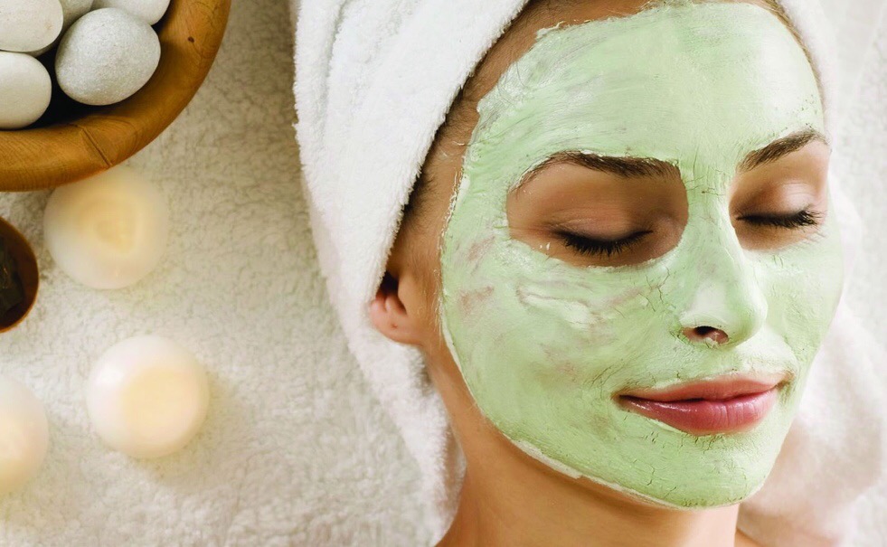 Тайская маска для лица Спирулина Darawadee Seaweed Face Mask 100 мл. ТАИЛАНД