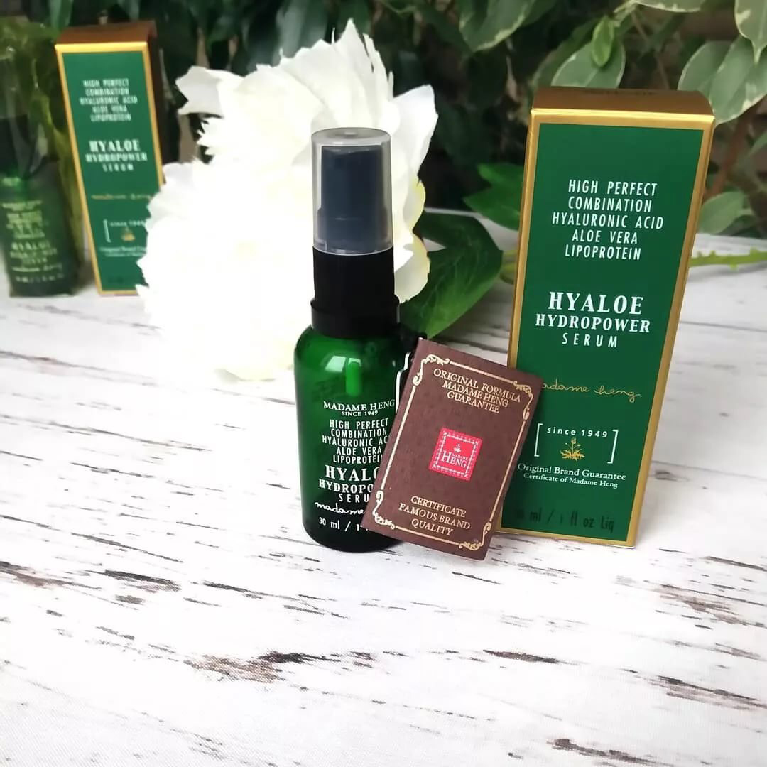 Тайская сыворотка для лица с Алоэ Вера и Гиалуроновой кислотой Madame Heng Hyaloe Hydropower Serum 30 мл.